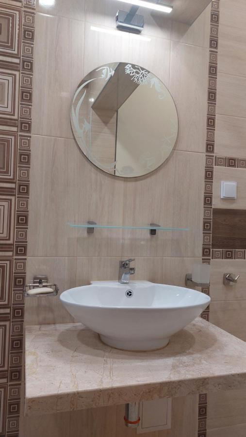 Апартамент Pink & Blue - 2Bdr With Balcony - Wi-Fi Varna Esterno foto
