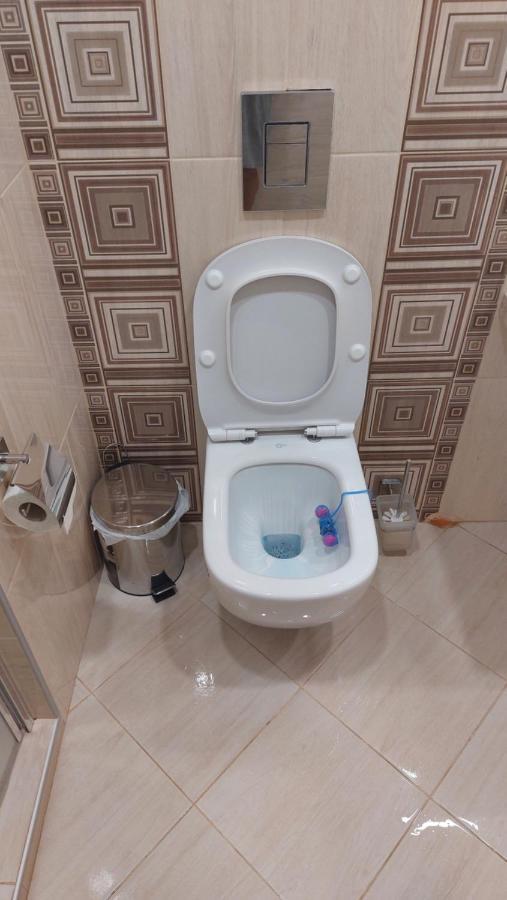 Апартамент Pink & Blue - 2Bdr With Balcony - Wi-Fi Varna Esterno foto