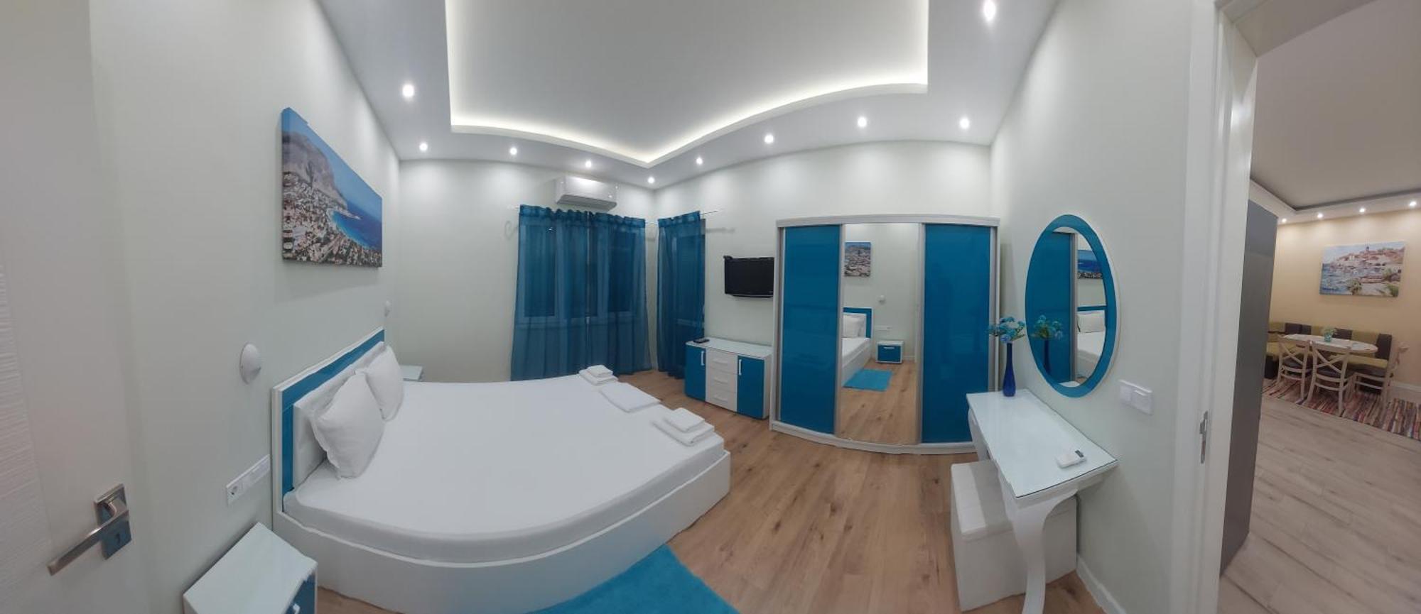 Апартамент Pink & Blue - 2Bdr With Balcony - Wi-Fi Varna Esterno foto