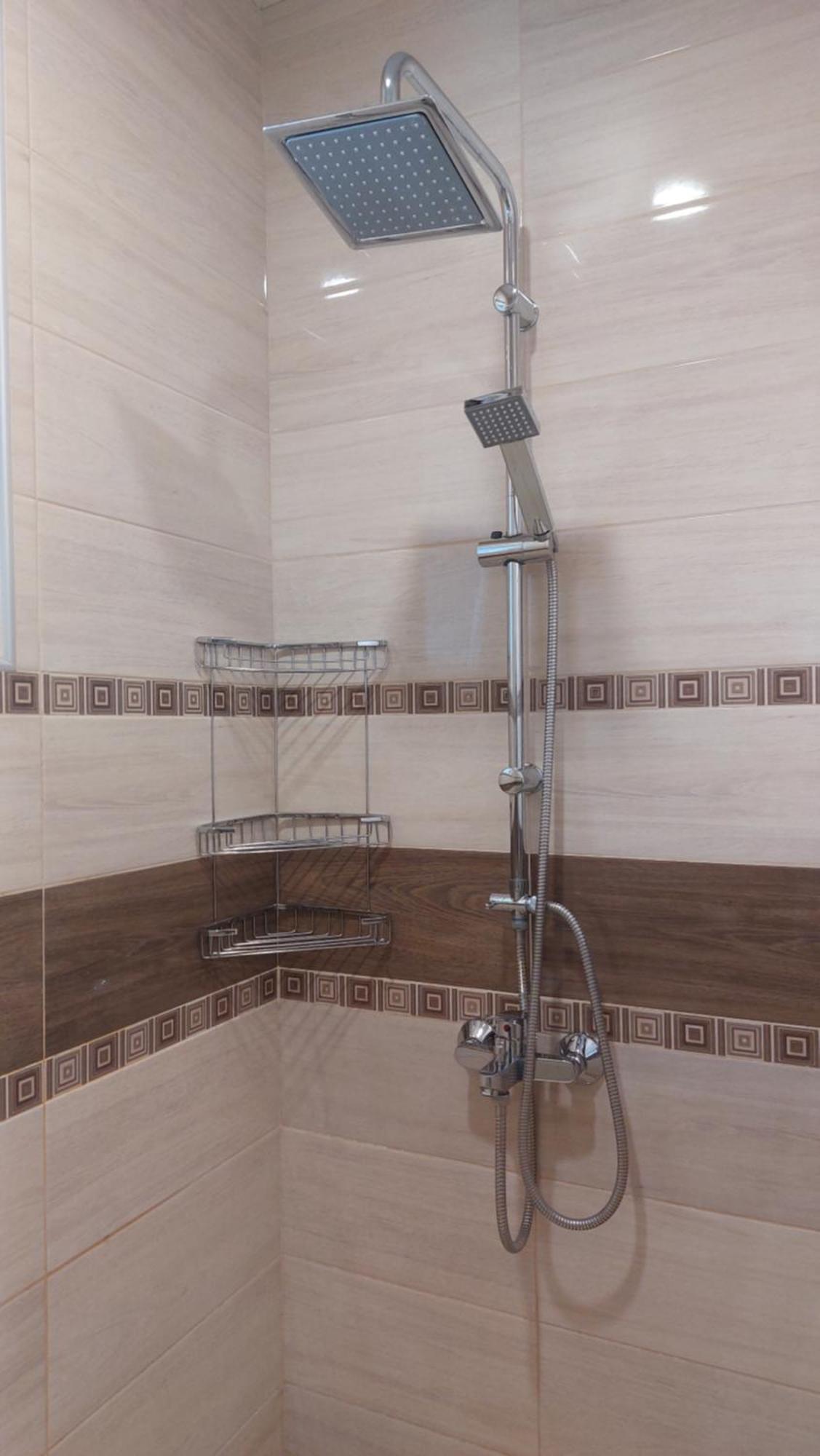Апартамент Pink & Blue - 2Bdr With Balcony - Wi-Fi Varna Esterno foto